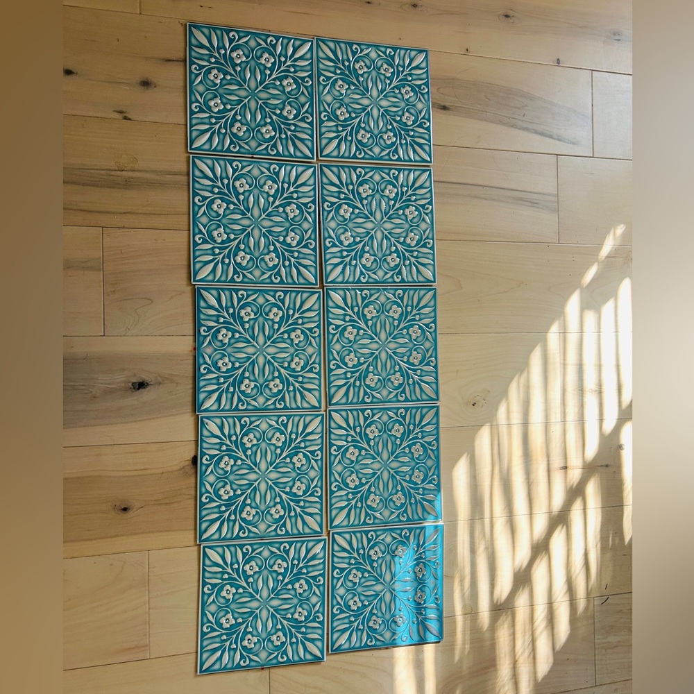 NIB 10-Pack Peel & Stick Tiles 8×8 Turquoise/Silver Backsplash Furniture Art - Picture 8 of 14